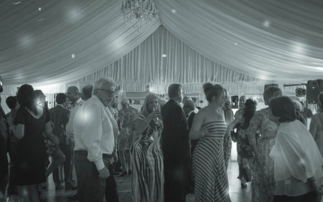 Melbourne Wedding DJ Tips – Common Songs On A “Do Not Play List”