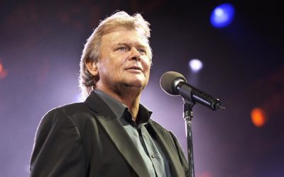 Wedding DJ Melbourne John Farnham Most Requested Songs
