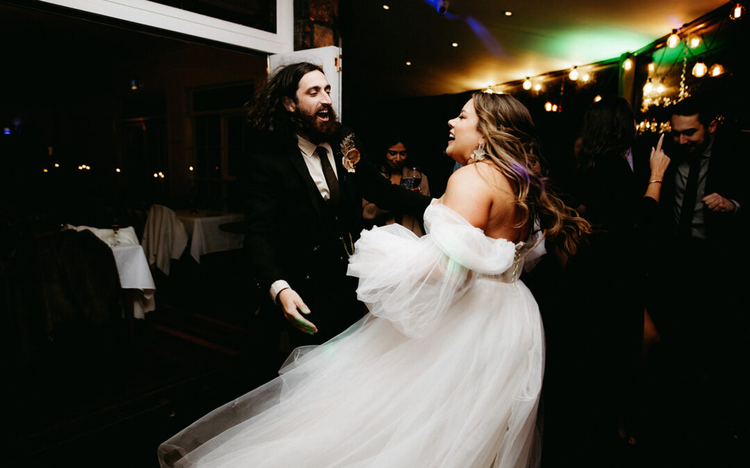 Wedding Entertainment Melbourne DJs: The Pros of Having a DJ at Your Wedding: A Memorable Experience with Matt Jefferies Entertainment